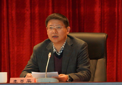 省委第九督导组组长王庆元,副组长陈沈张到会指导,王庆元对我厅教育