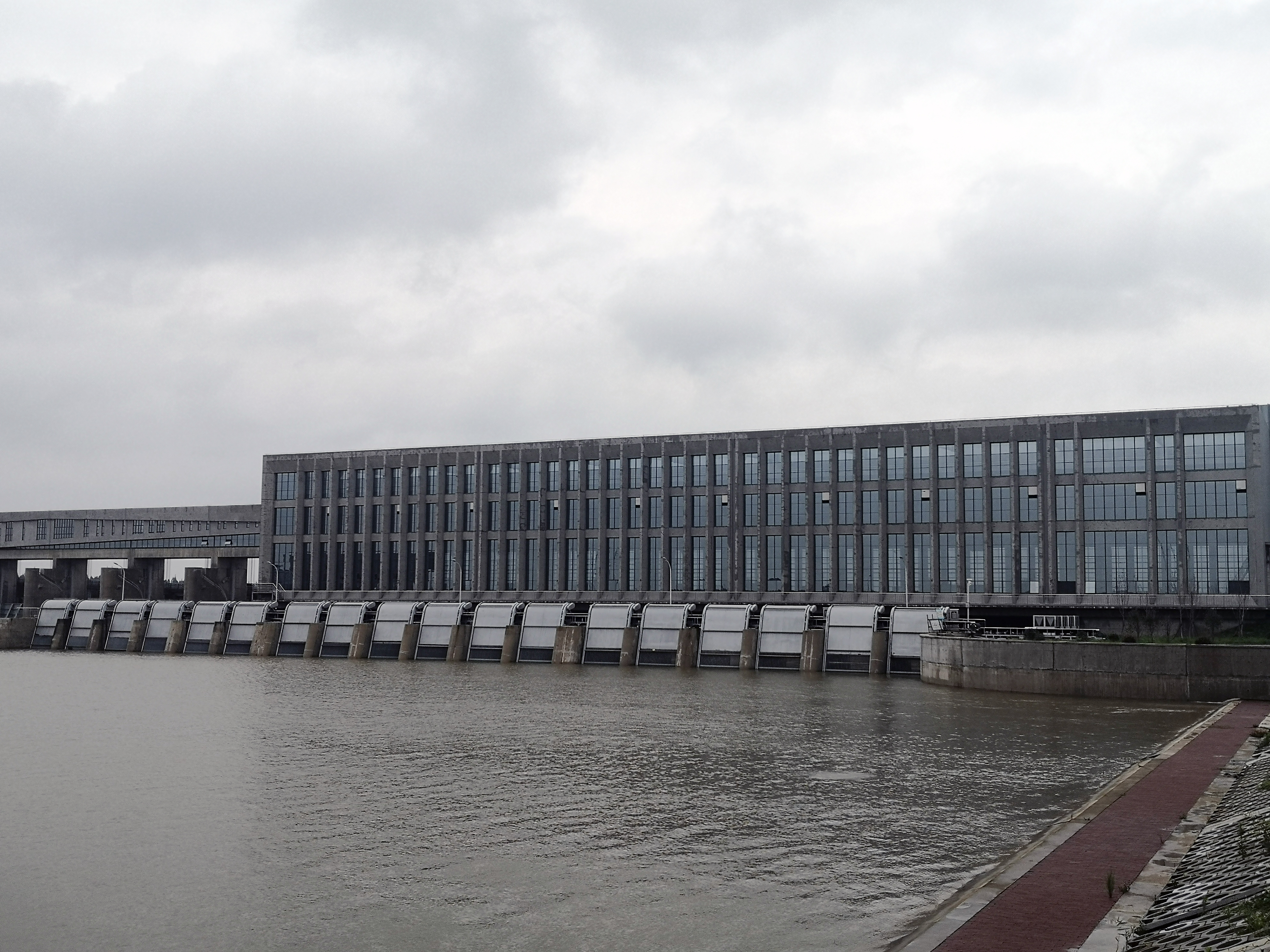 【防御台风进行时】新孟河界牌枢纽泵站刚刚完成运行验收即全面投入