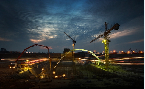 新沟河江边枢纽建设工地夜景